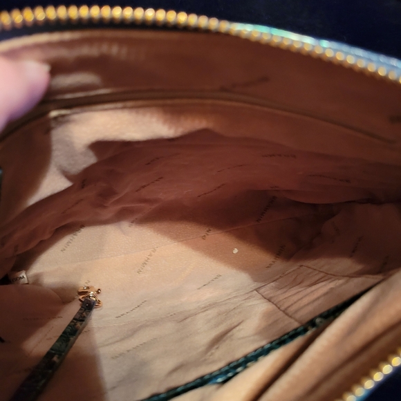 Brahmin dragon crossbody - Picture 6 of 8